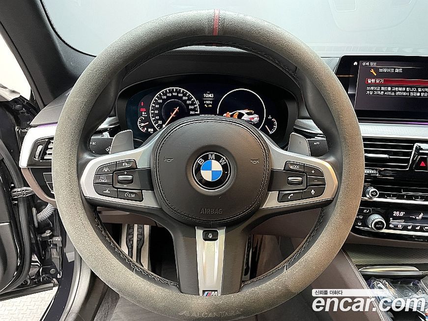 BMW 5-Series 2019