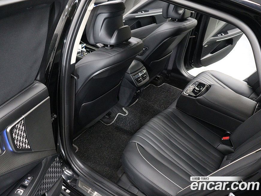 Kia K8 2025