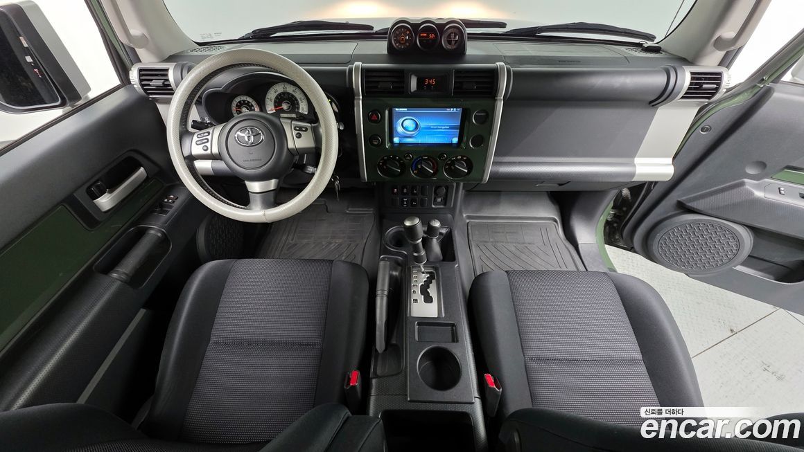 Toyota FJ Cruiser 2012