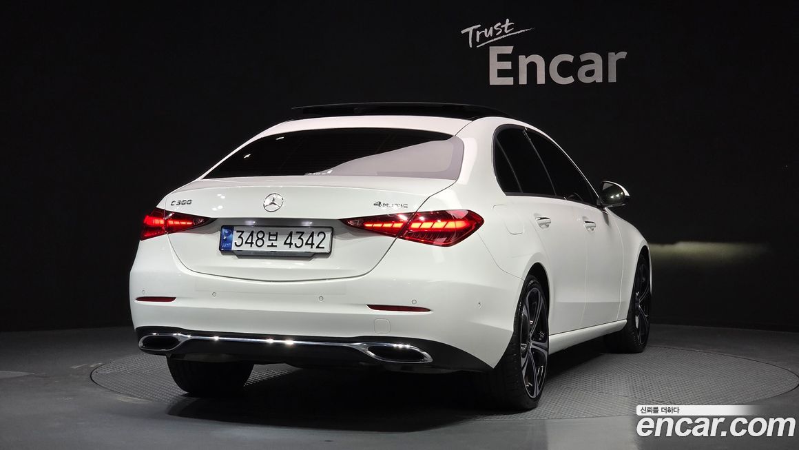 Mercedes-Benz C-Class 2023