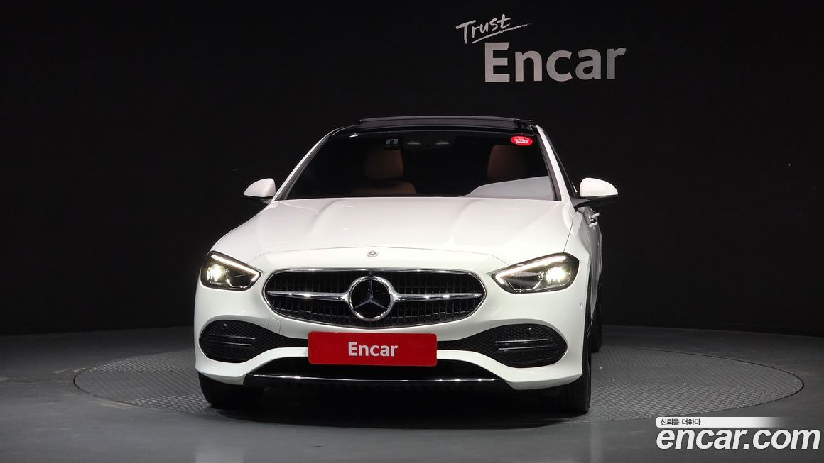 Mercedes-Benz C-Class 2023