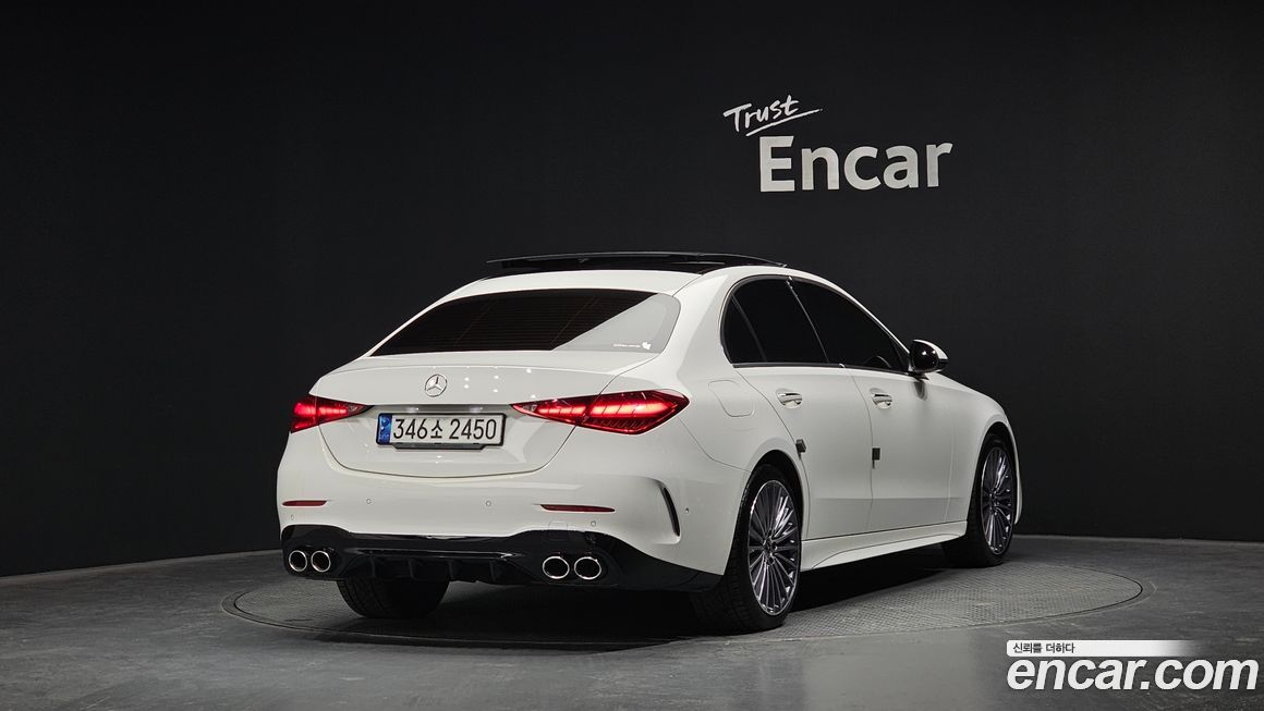 Mercedes-Benz C-Class 2022