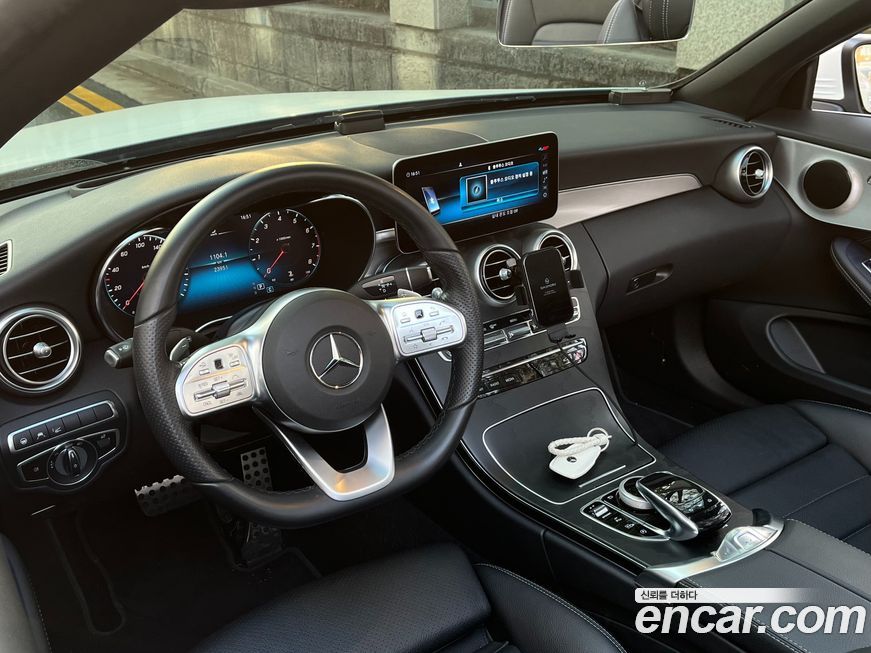 Mercedes-Benz C-Class 2021