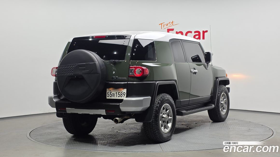 Toyota FJ Cruiser 2012