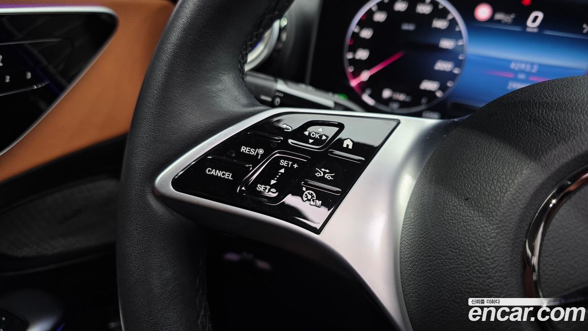 Mercedes-Benz C-Class 2023