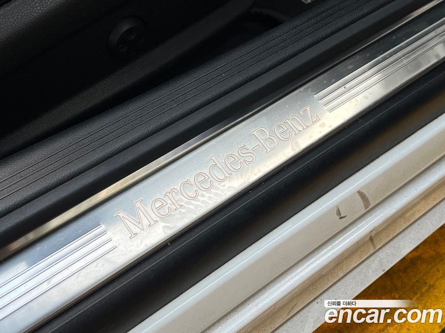 Mercedes-Benz C-Class 2021