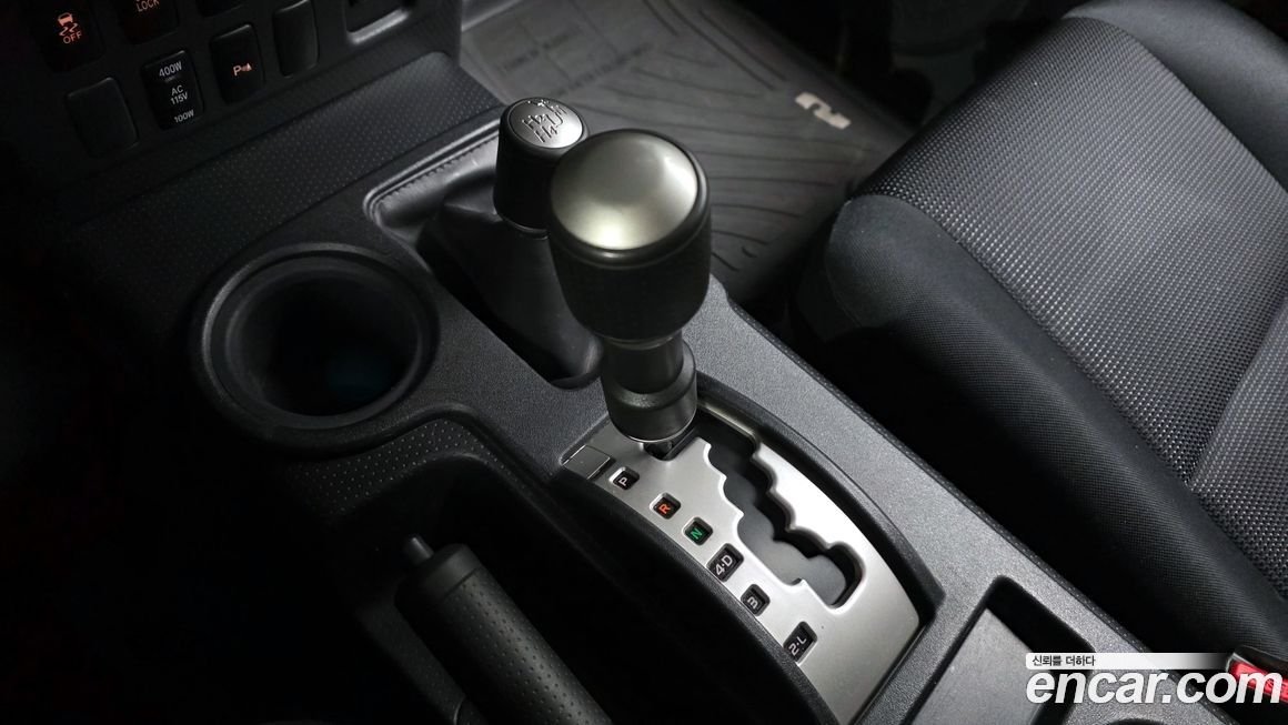 Toyota FJ Cruiser 2012