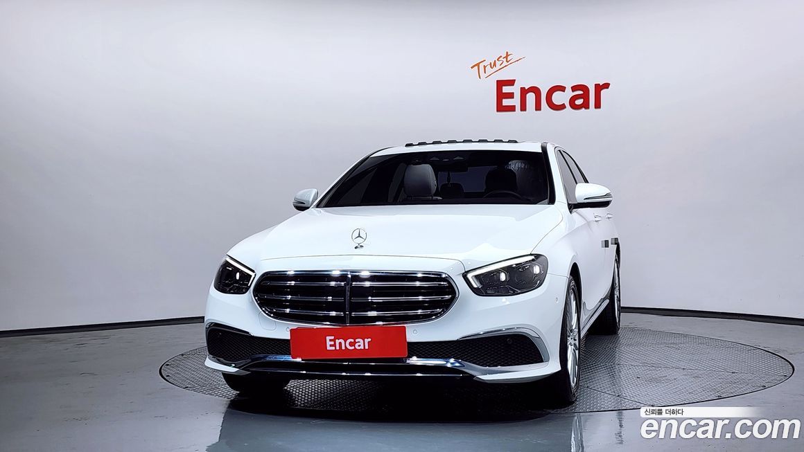 Mercedes-Benz E-Class 2021