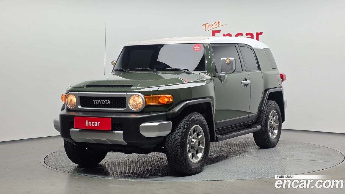 Toyota FJ Cruiser 2012