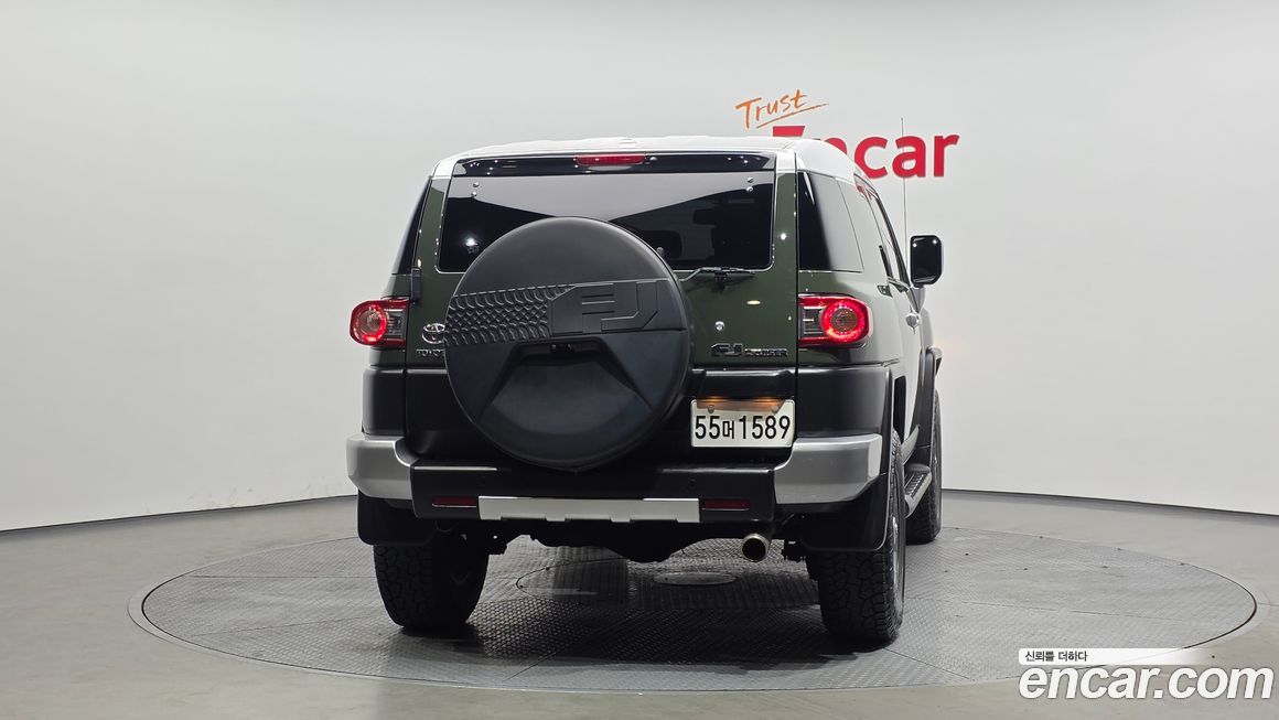 Toyota FJ Cruiser 2012