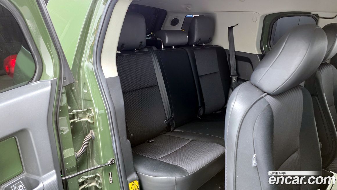 Toyota FJ Cruiser 2012