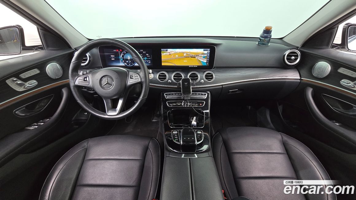 Mercedes-Benz E-Class 2018