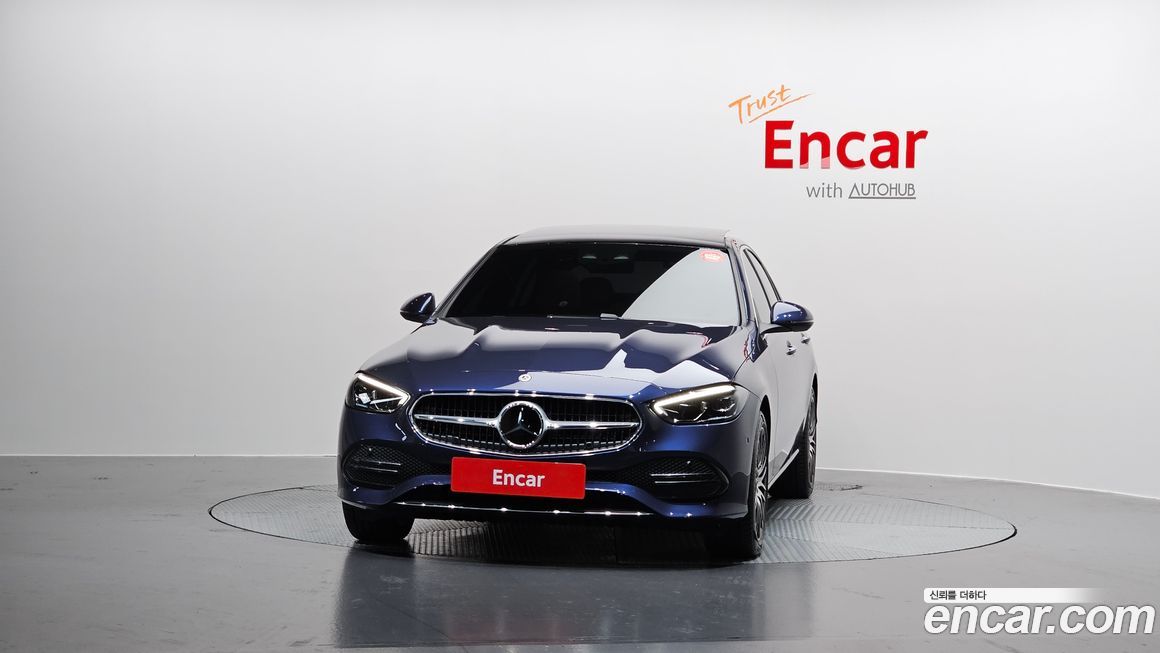 Mercedes-Benz C-Class 2025