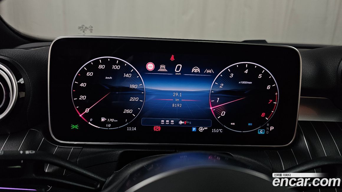 Mercedes-Benz C-Class 2025