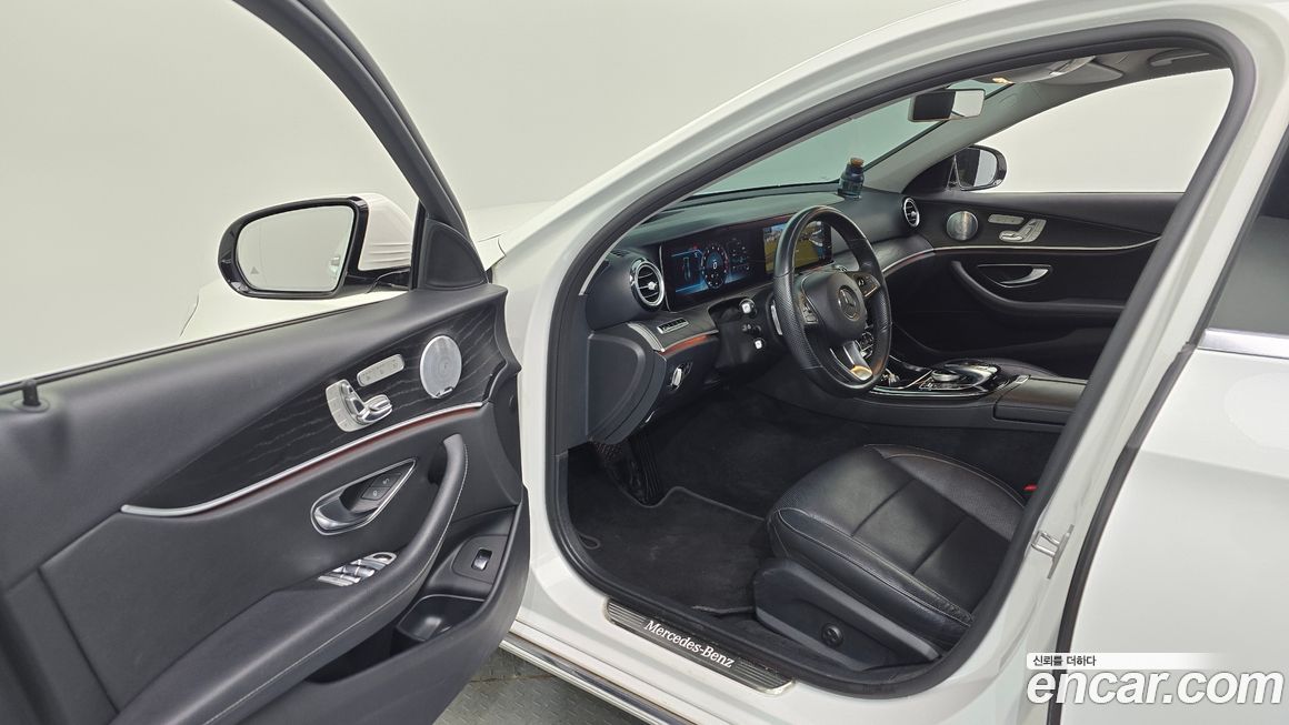 Mercedes-Benz E-Class 2018