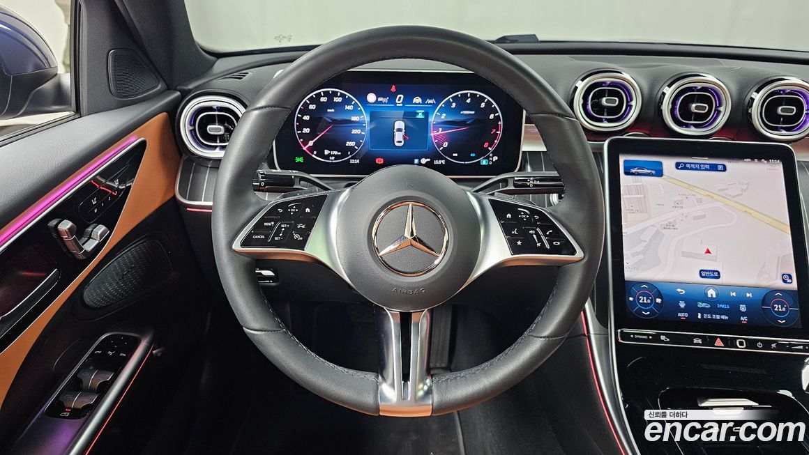 Mercedes-Benz C-Class 2025