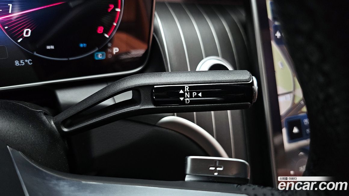 Mercedes-Benz GLC-Class 2024