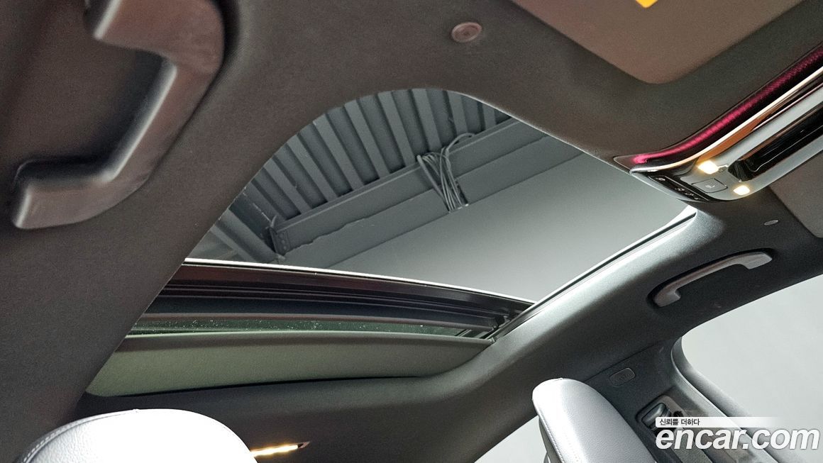 Mercedes-Benz GLC-Class 2024