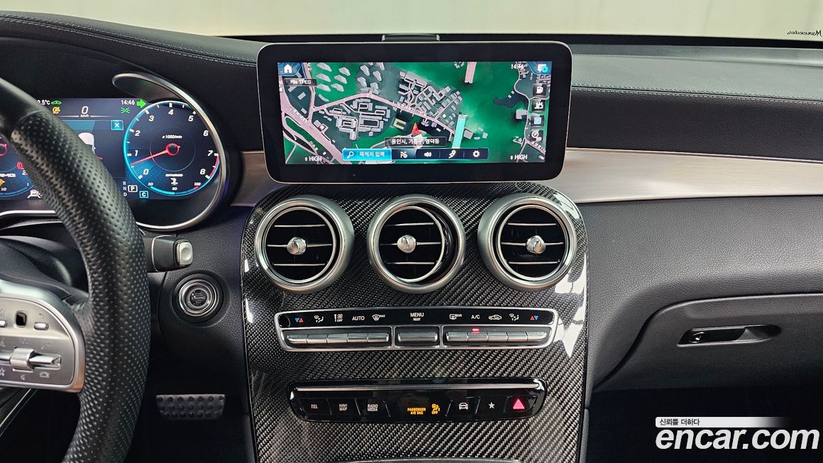 Mercedes-Benz GLC-Class 2021