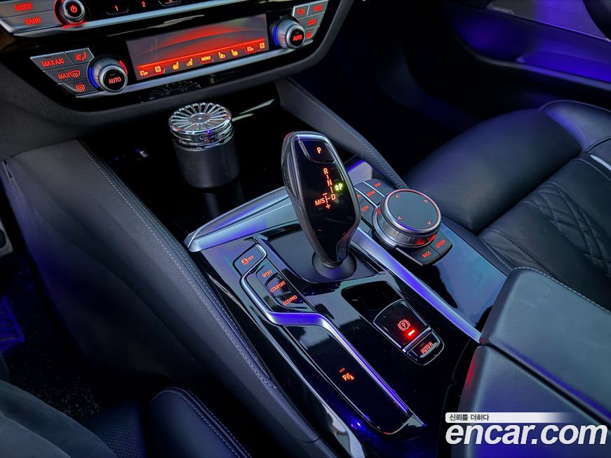 BMW 5-Series 2022