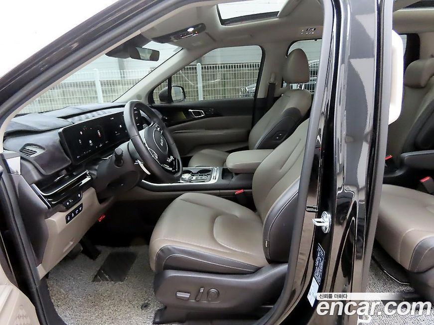 Kia Canival 2025