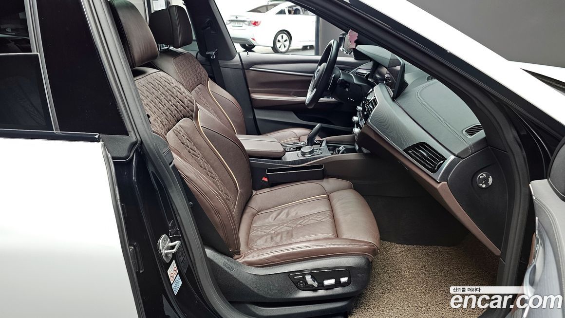 BMW Gran Turismo 2022