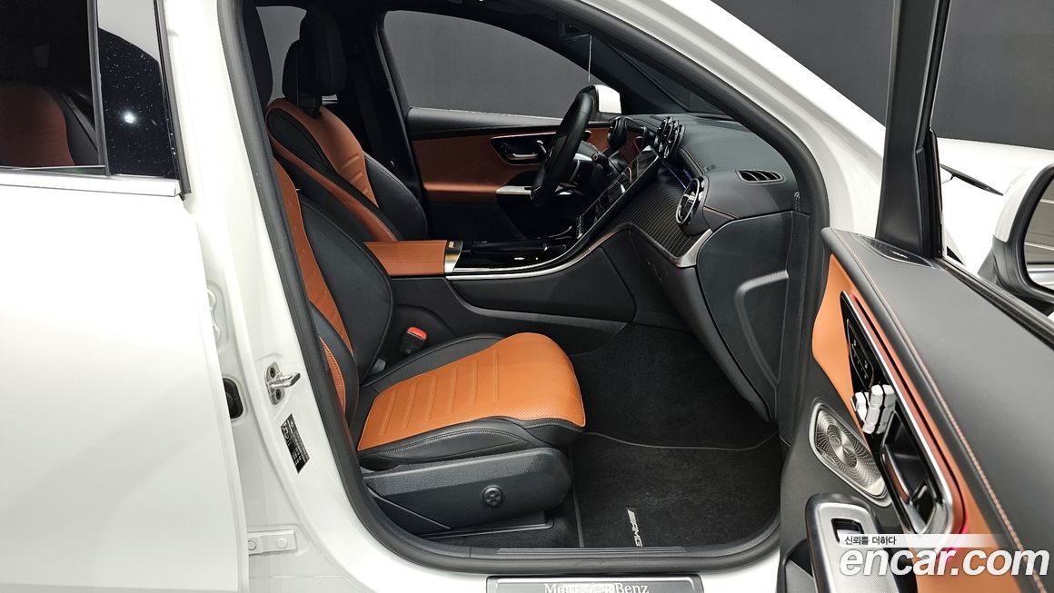 Mercedes-Benz GLC-Class 2024