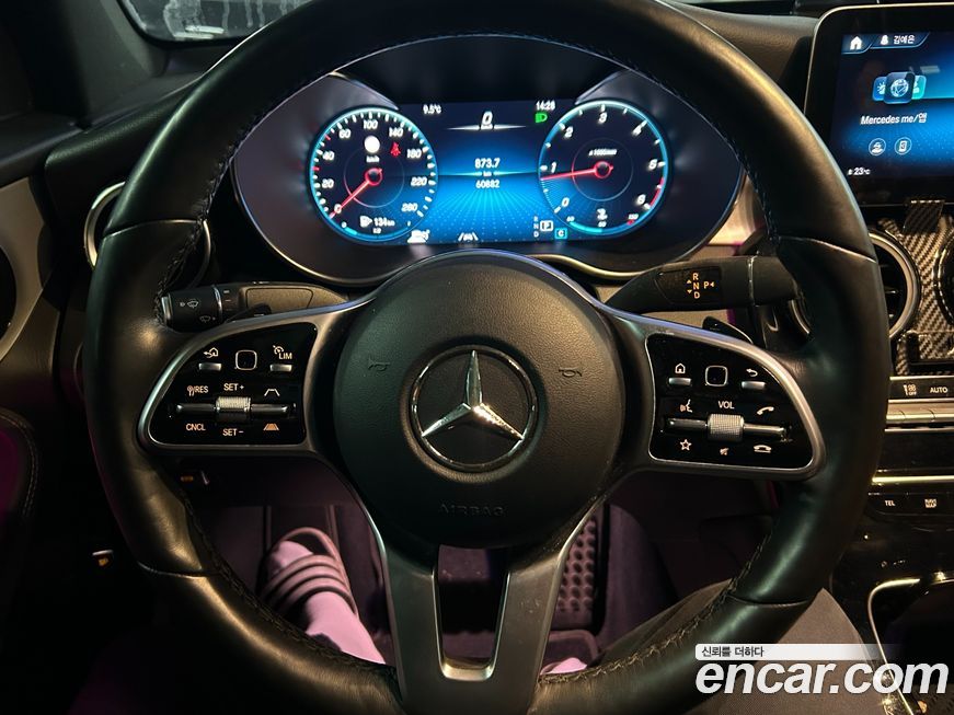 Mercedes-Benz GLC-Class 2021