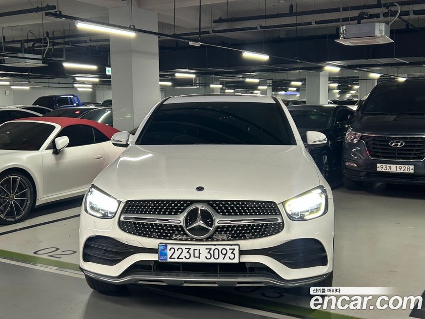 Mercedes-Benz GLC-Class 2021