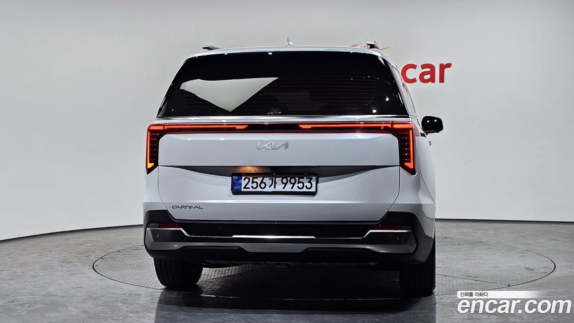Kia Canival 2025