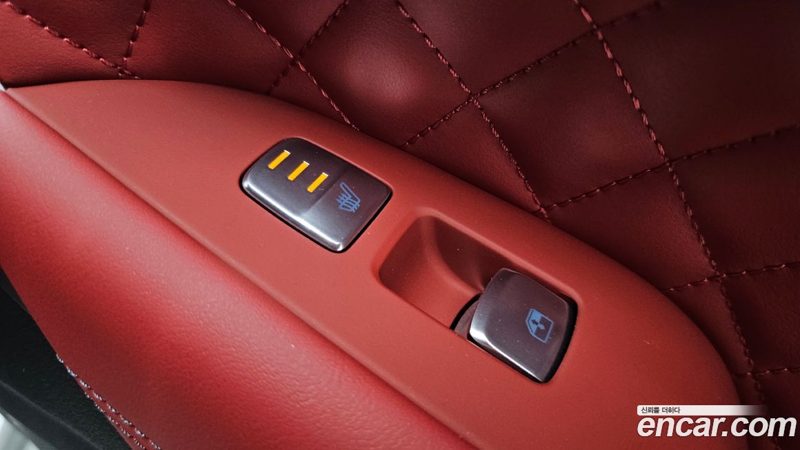 Genesis G70 2025