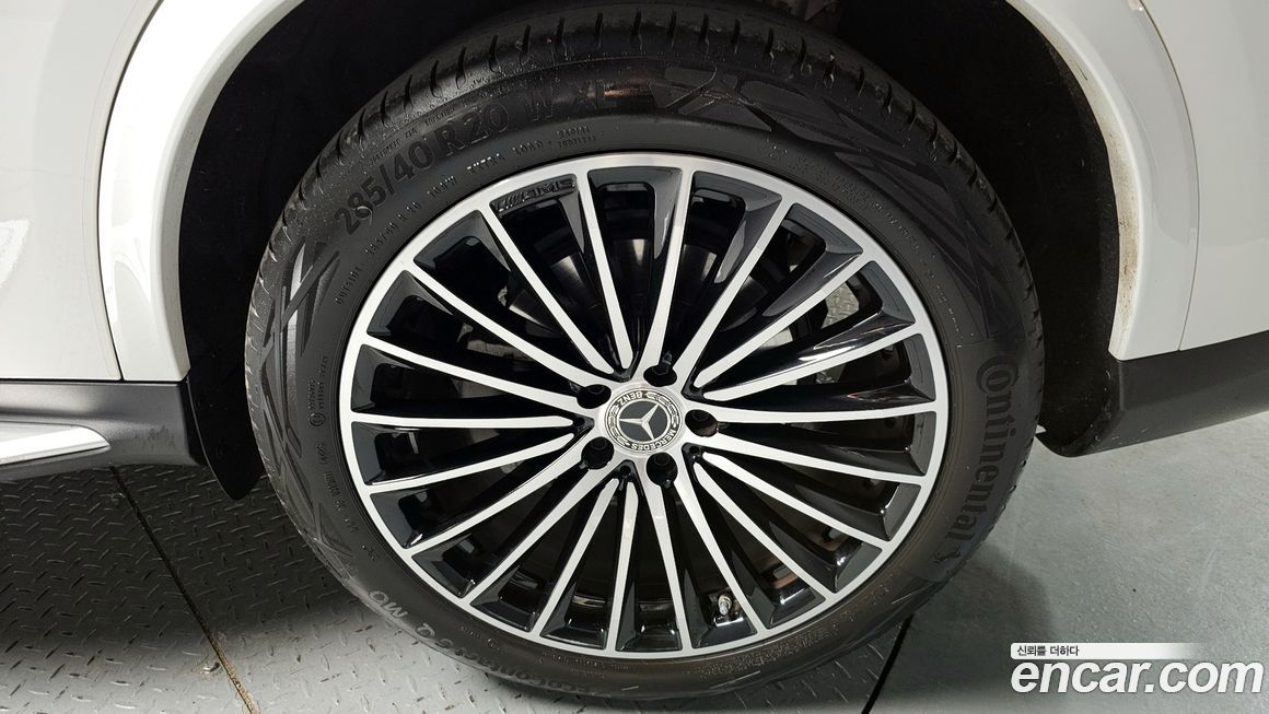 Mercedes-Benz GLC-Class 2024