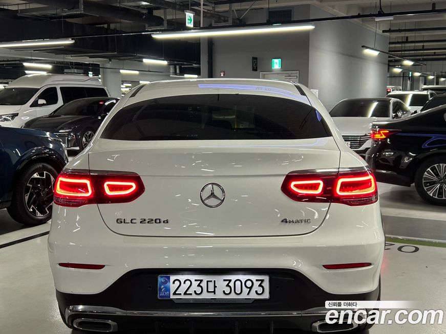 Mercedes-Benz GLC-Class 2021