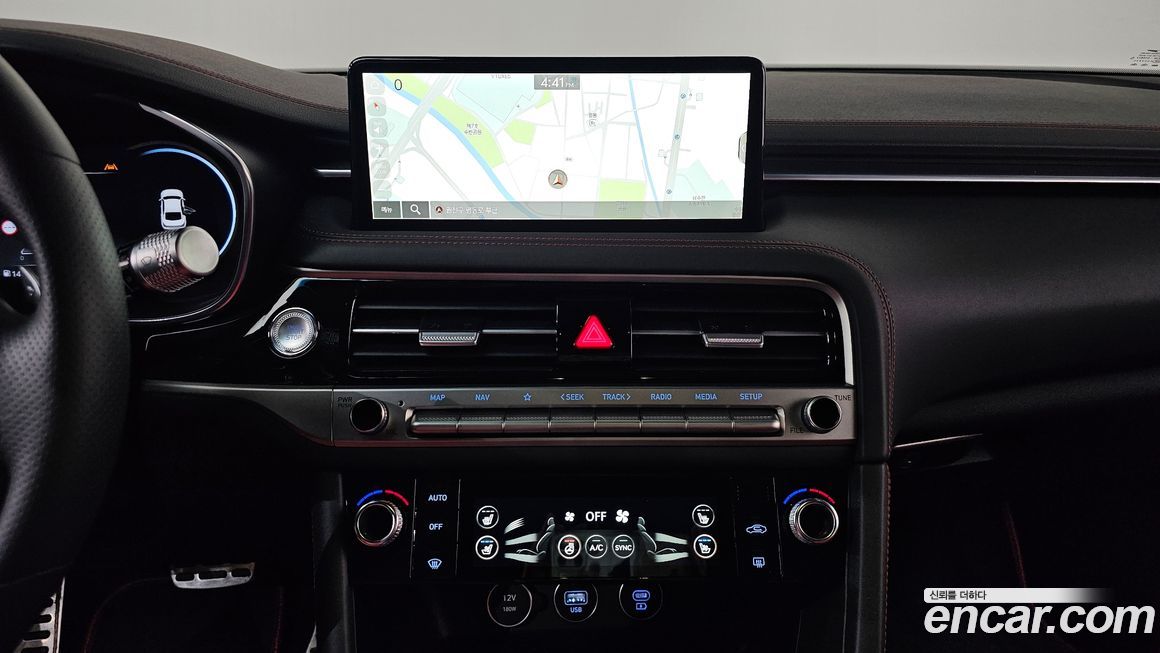 Genesis G70 2025