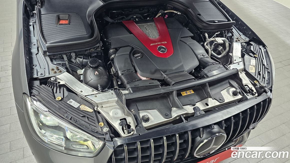 Mercedes-Benz GLC-Class 2021