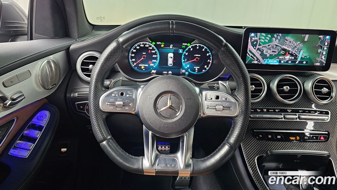 Mercedes-Benz GLC-Class 2021