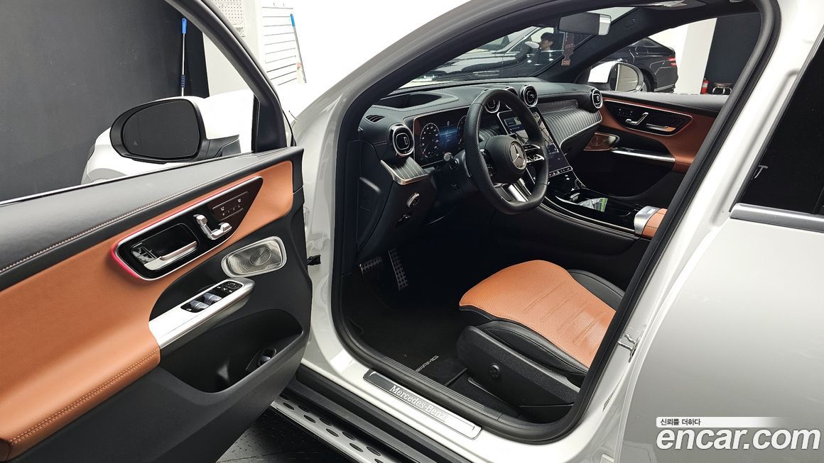 Mercedes-Benz GLC-Class 2024