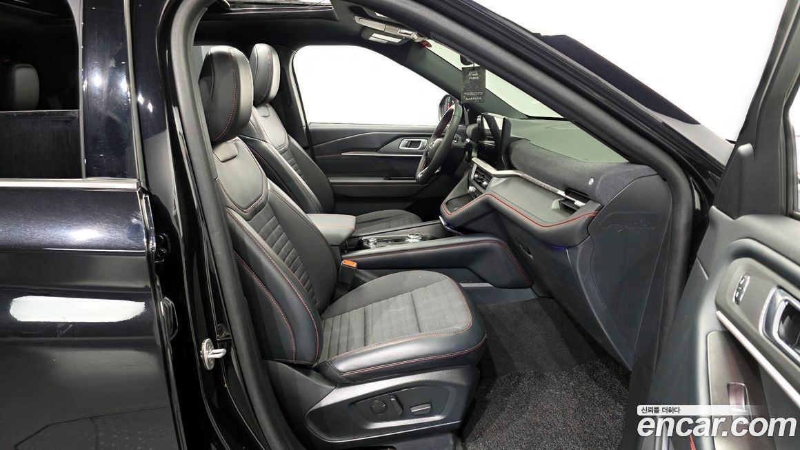 Ford Explorer 2025