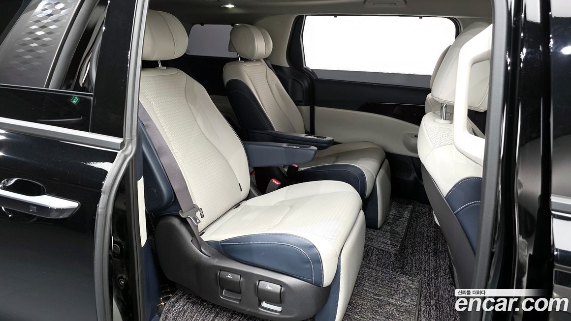 Kia Canival 2024