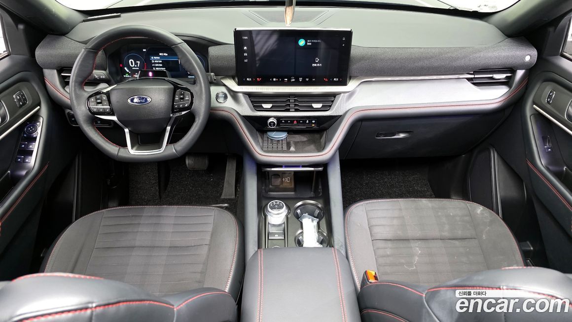 Ford Explorer 2025