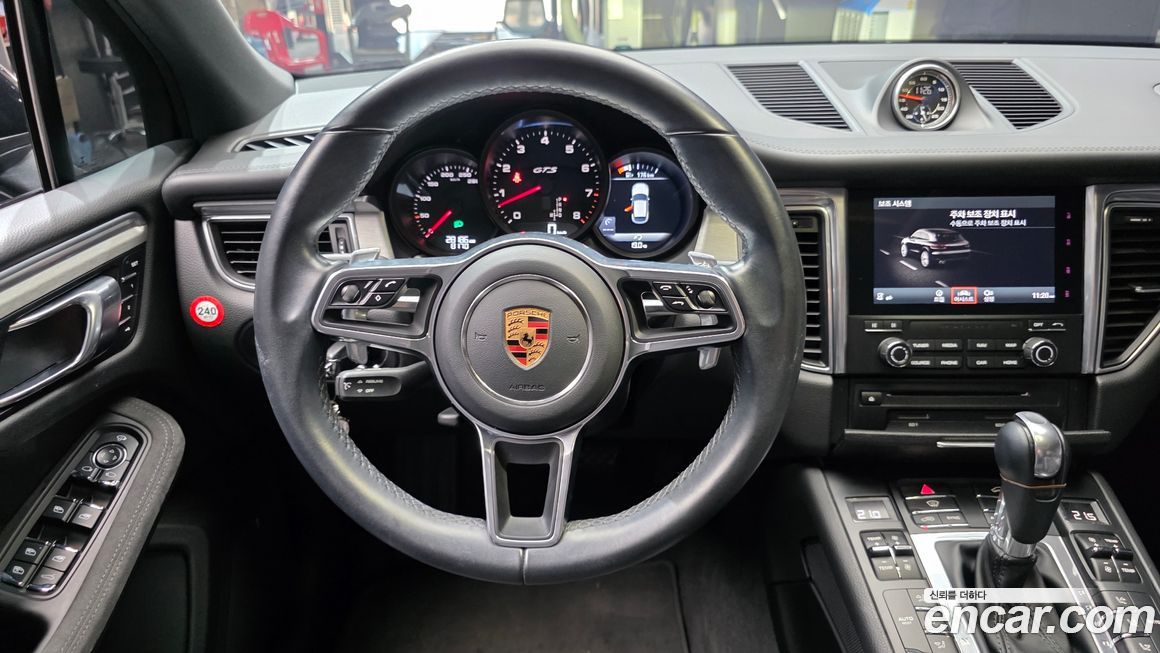 Porsche Macan 2018