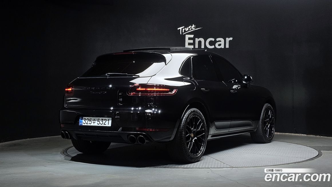 Porsche Macan 2018