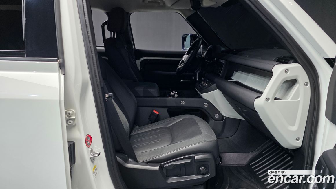 Land Rover Defender 2020