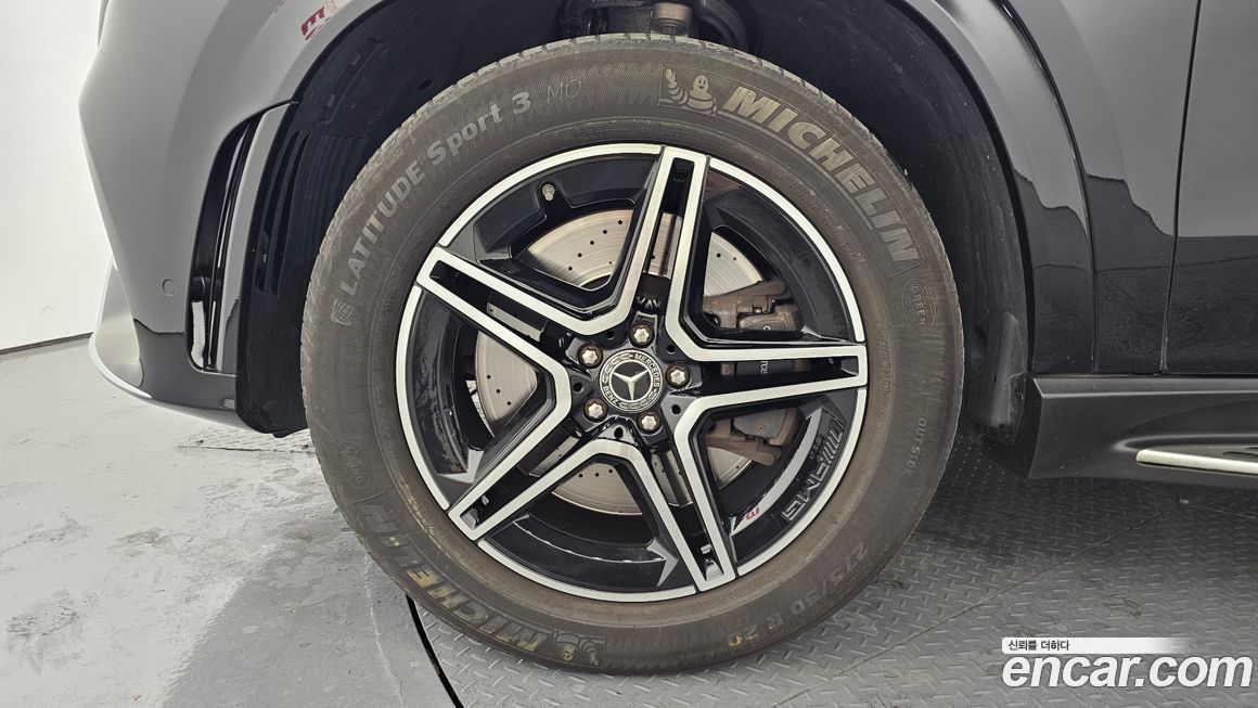 Mercedes-Benz GLE-Class 2020