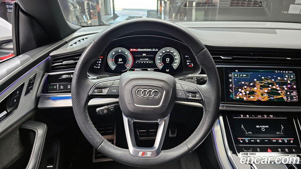 Audi Q8 2021