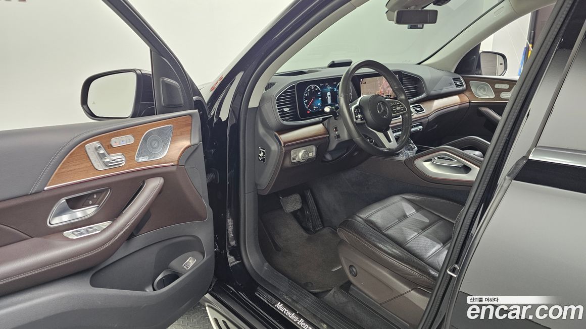 Mercedes-Benz GLE-Class 2020