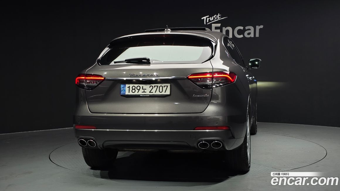Maserati Levante 2022