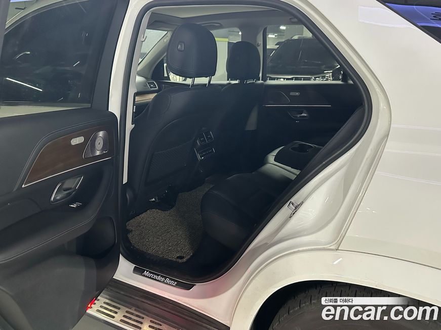 Mercedes-Benz GLE-Class 2021