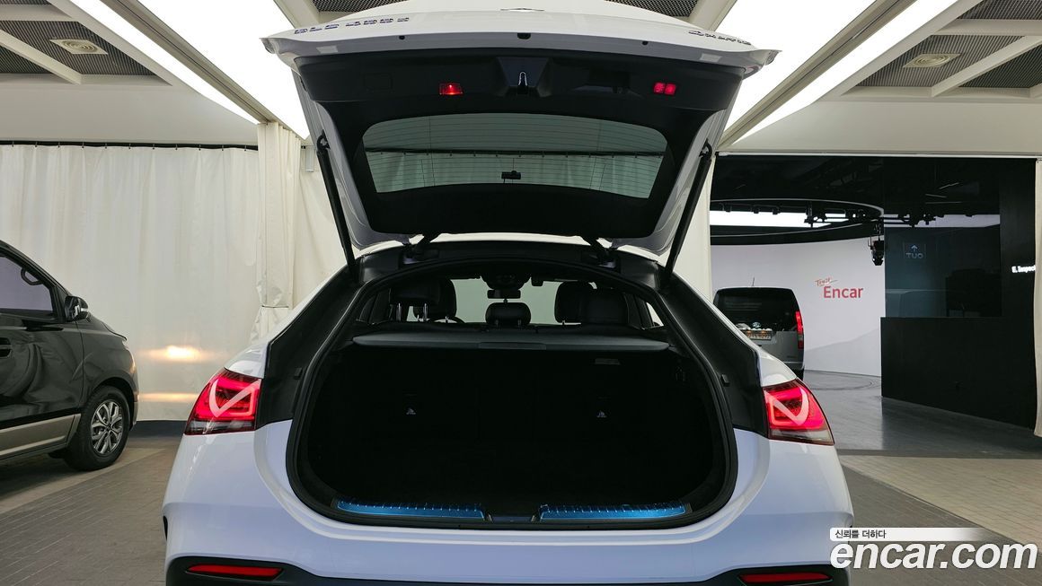 Mercedes-Benz GLE-Class 2021