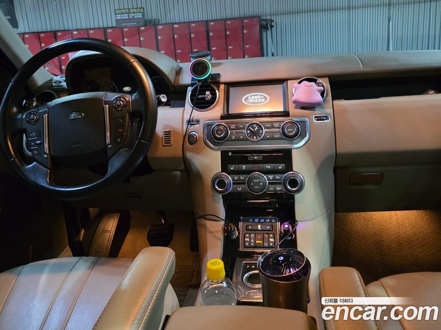 Land Rover Discovery 2012